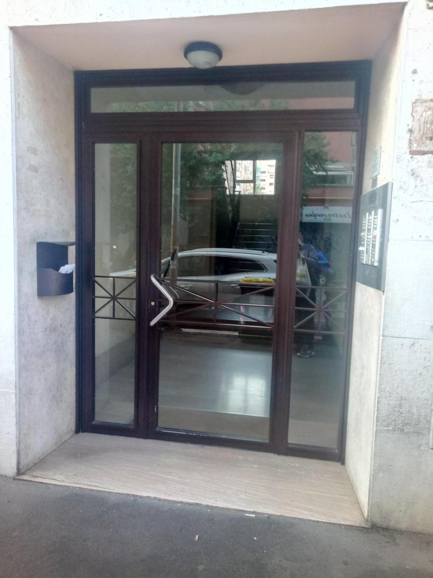 Casa Blaserna Nel Cuore Dello Shopping A Marconi E Trastevere Рим Экстерьер фото